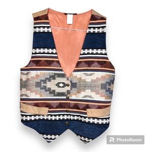 Vintage Castle Rock Vest w/ Southwestern Pattern